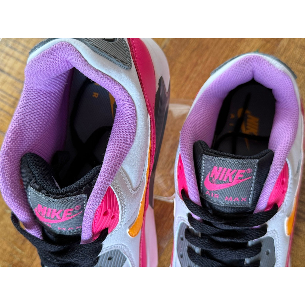 Women's Nike Air Max 90 Sneakers Size 8.5 Women’s - 7 Youth White Pink Orange - Picture 3 of 6